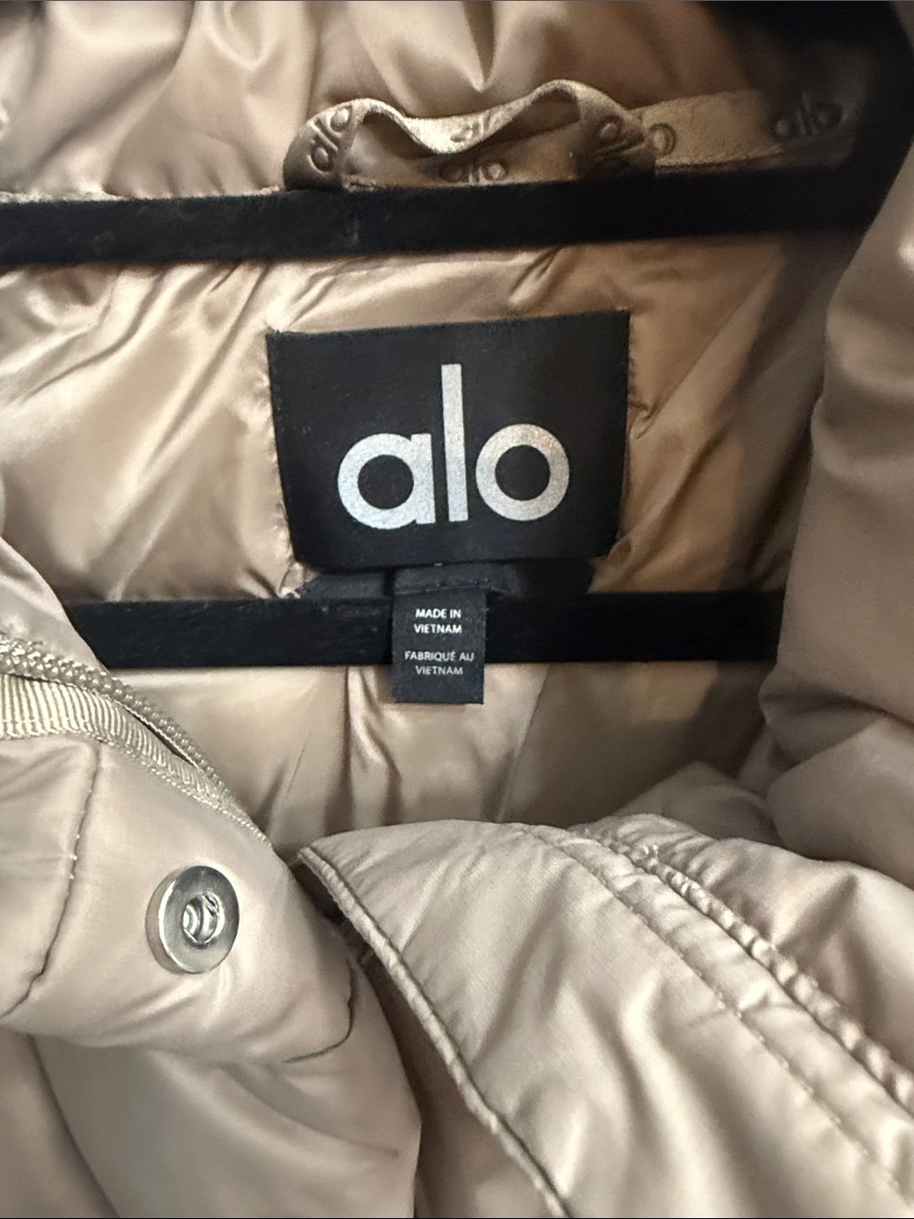 ALO Yoga Quilted Puffer Vest Taupe - Picture 2 of 14
